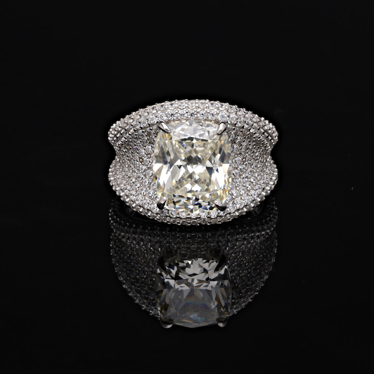 SooSilkyGems NO 1881 RING