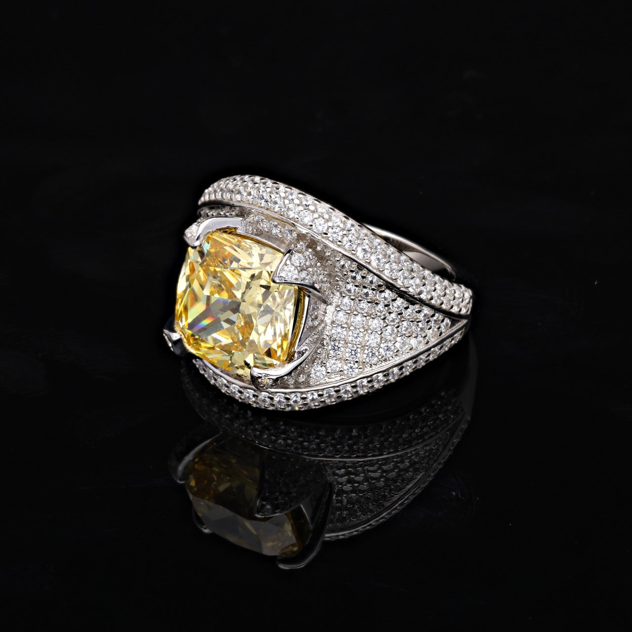 SooSilkyGems NO 1881 RING