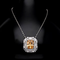 SooSilkyGems COGNAC COLOR BAGUETTE NECKLACE