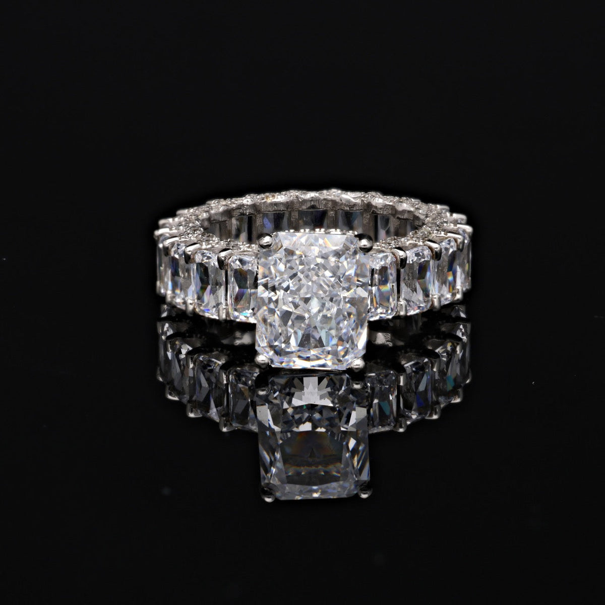 SooSilkyGems WEDDING RING NO. 1960