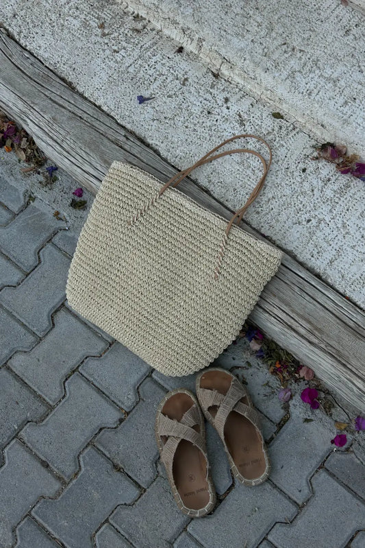 Loventa Harmony Zipper Straw Bag Beige