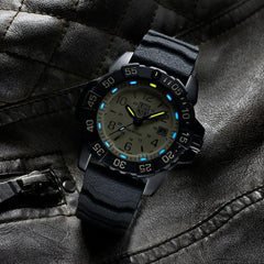 XS.3251.CBNSF.SET NAVY SEAL FOUNDATION Erkek Kol Saati