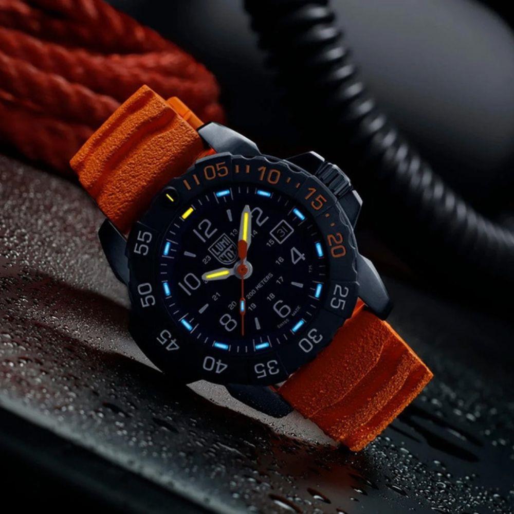 XS.3253.CBNSF.SET NAVY SEAL FOUNDATION Erkek Kol Saati