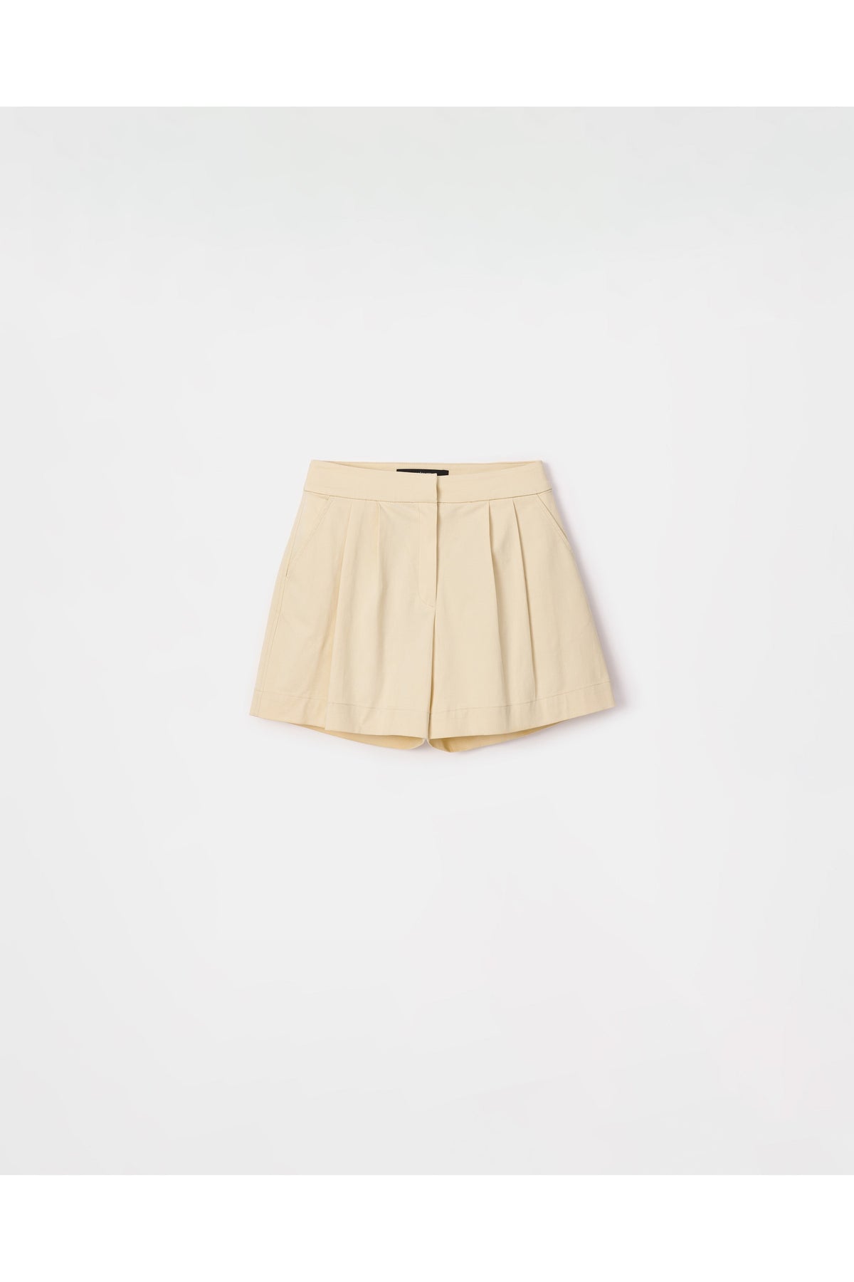 peploum Toba Shorts in Eggnog Yellow