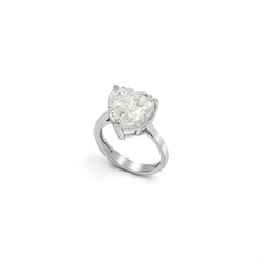 SooSilkyGems A MINIMALIST HEART-SHAPED SOLITAIRE RING.