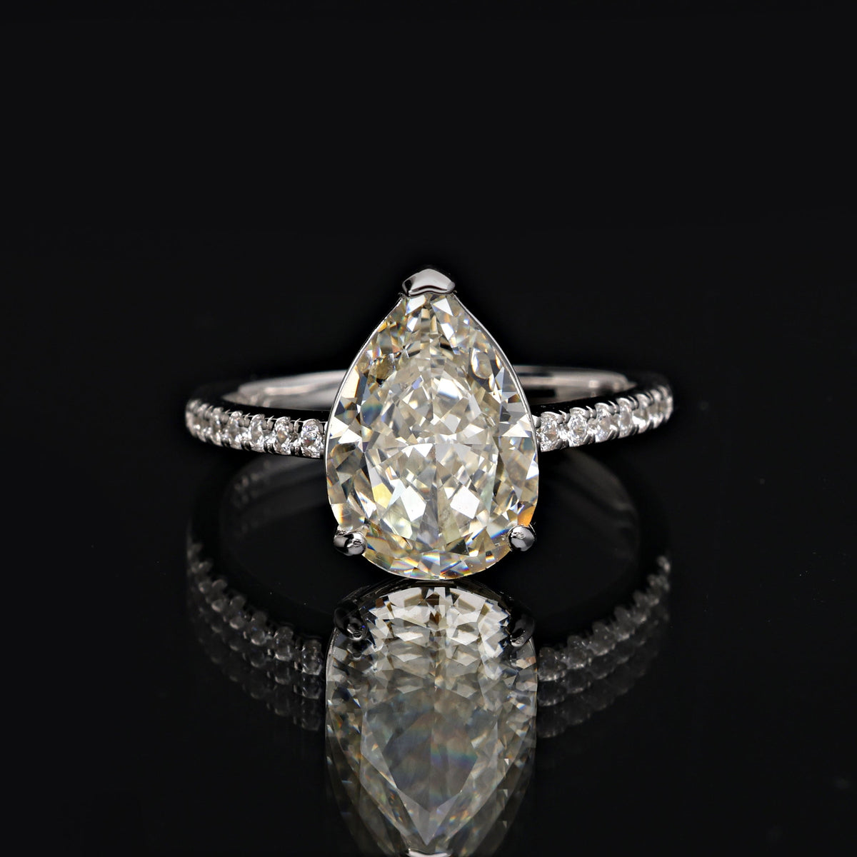 SooSilkyGems RING NO 135 DROP