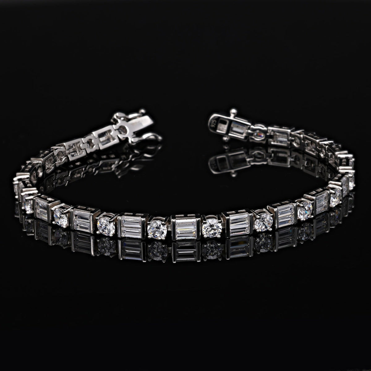 SooSilkyGems BAGUETTE AND ROUND SETTING TENNIS BRACELET