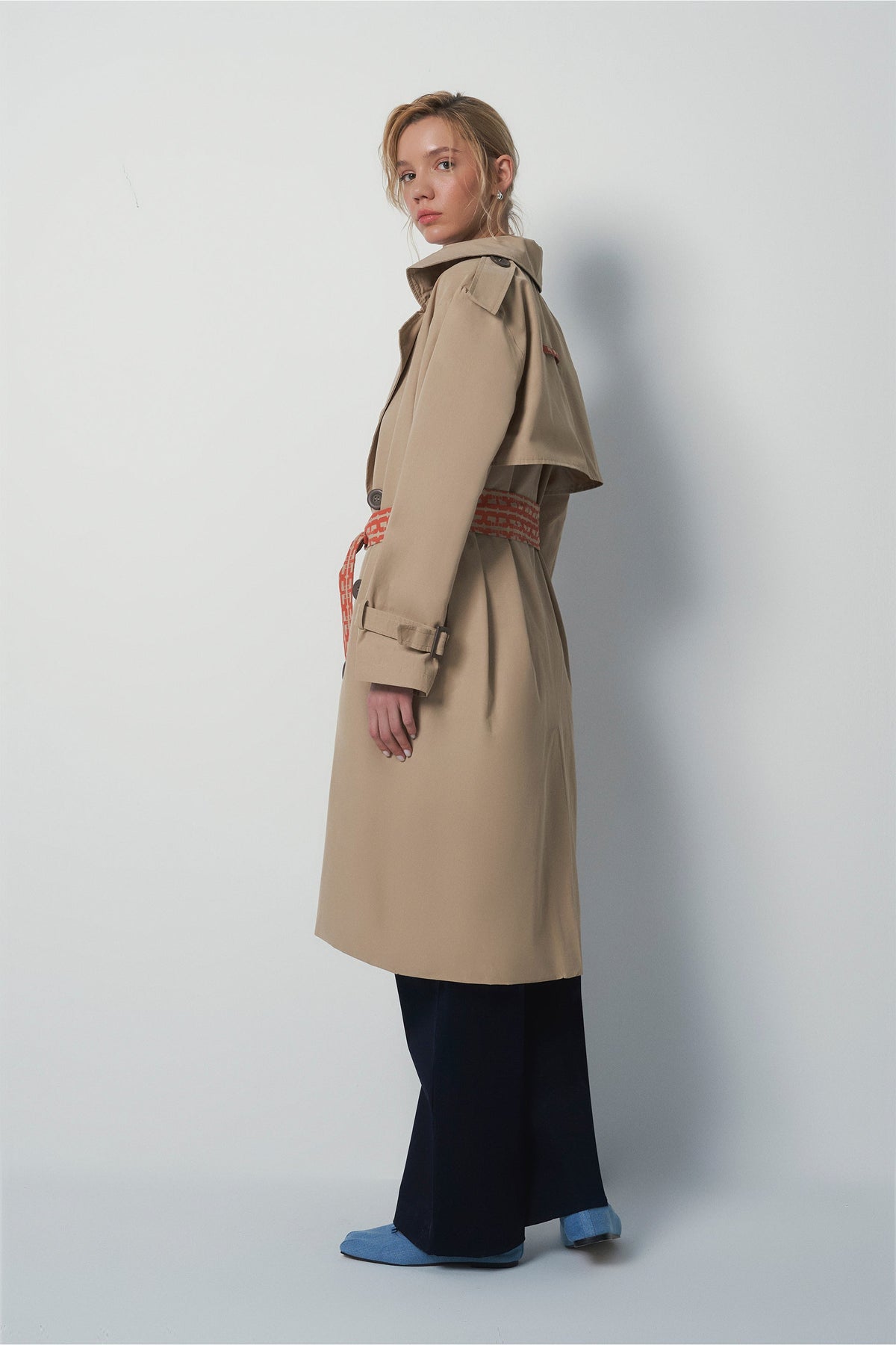 Wear Three Points Audrey Trenchcoat